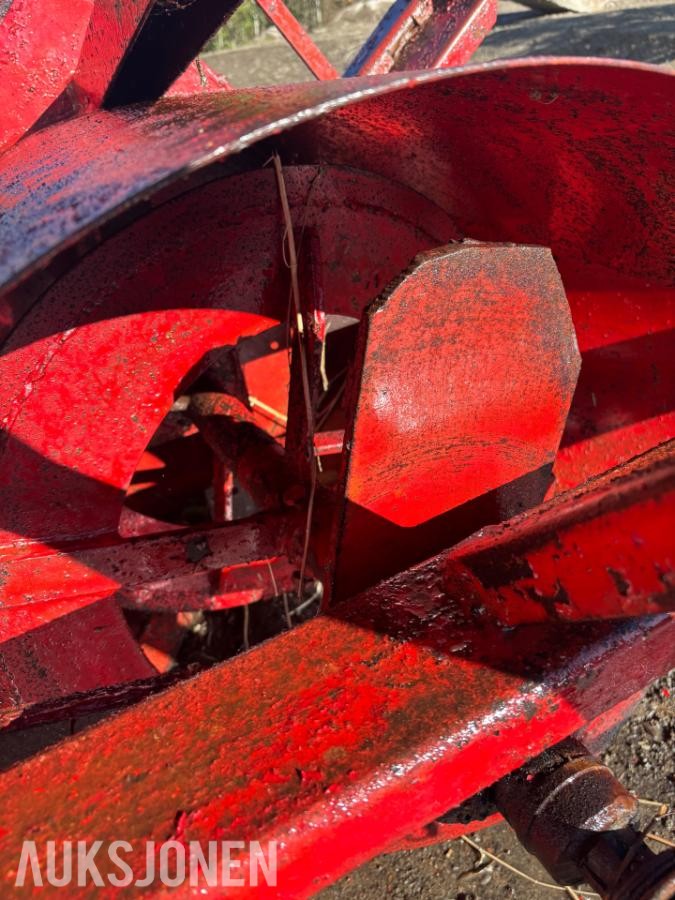 Kontu LL200 snøfreser til traktor med kraftoverføringsaksel