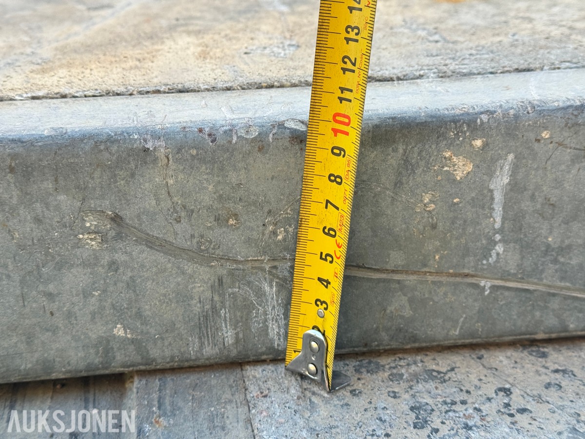 4 Stk Protec sperreelementer i stål med betongfylling 