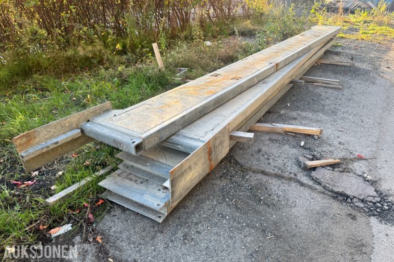 4 Stk Protec sperreelementer i stål med betongfylling