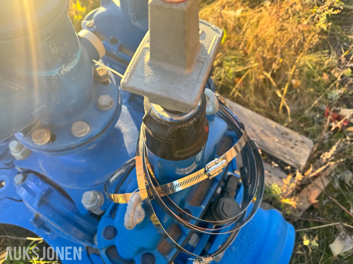 Ventilkryss Ulefos med DN200 Sluser og brannkobling DN150 - PN10