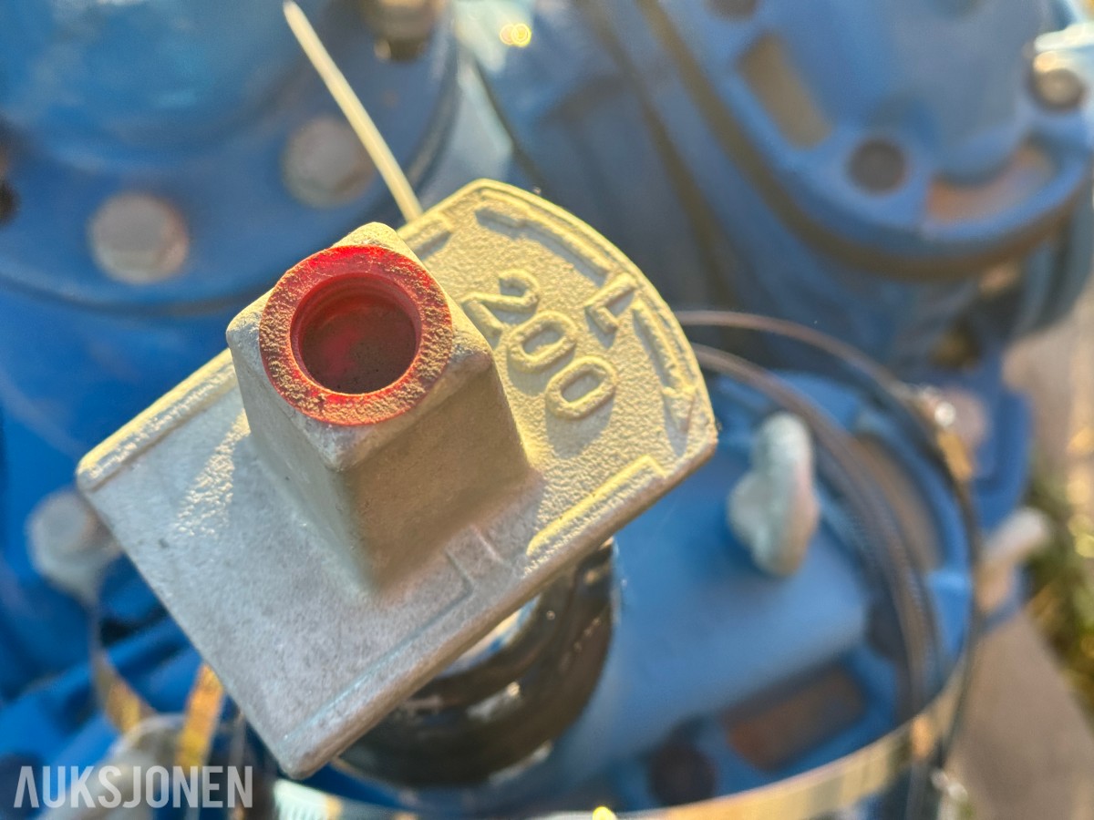 Ventilkryss Ulefos med DN200 Sluser og brannkobling DN150 - PN10