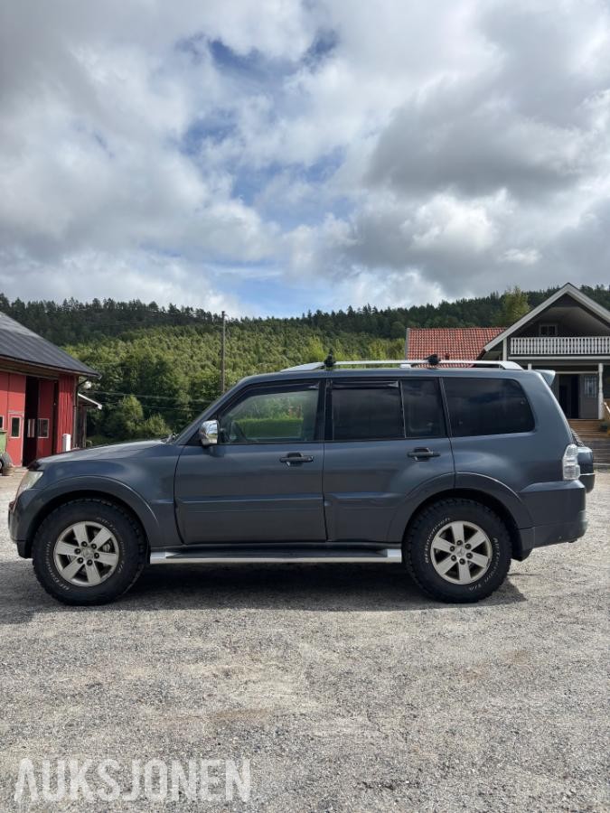 2007 Mitsubishi PAJERO 3.2-170 D 4WD, 281150km
