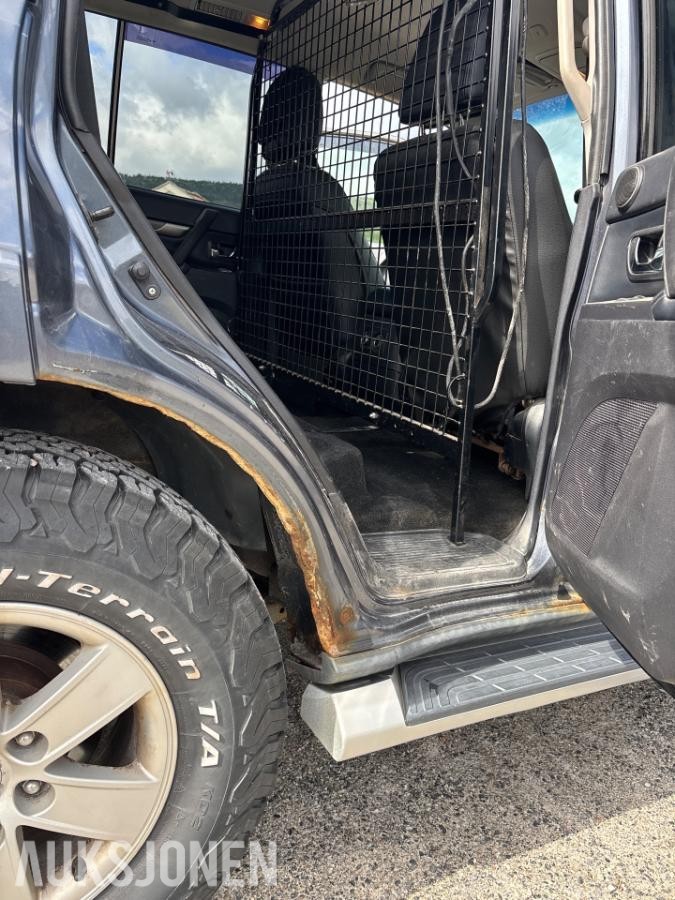 2007 Mitsubishi PAJERO 3.2-170 D 4WD, 281150km