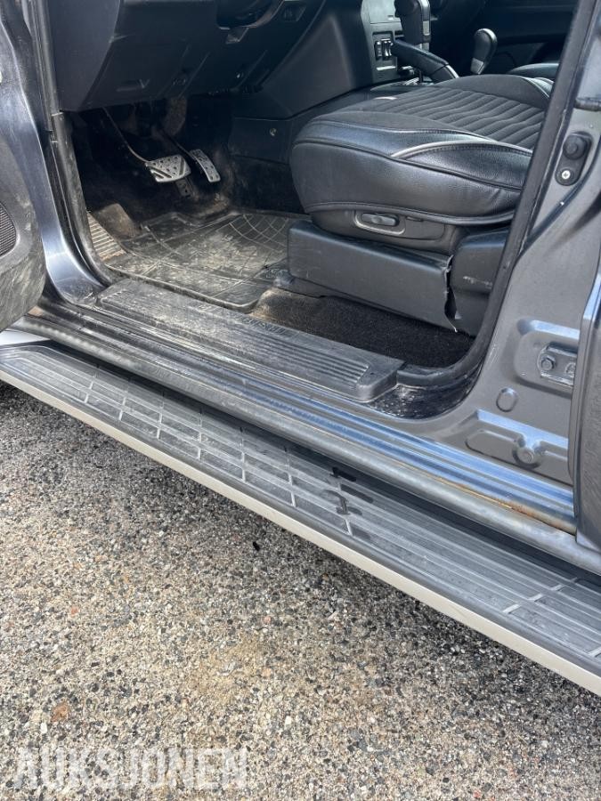 2007 Mitsubishi PAJERO 3.2-170 D 4WD, 281150km