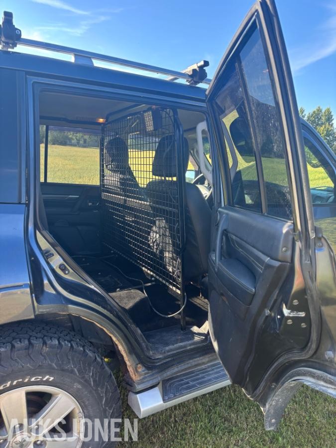 2007 Mitsubishi PAJERO 3.2-170 D 4WD, 281150km