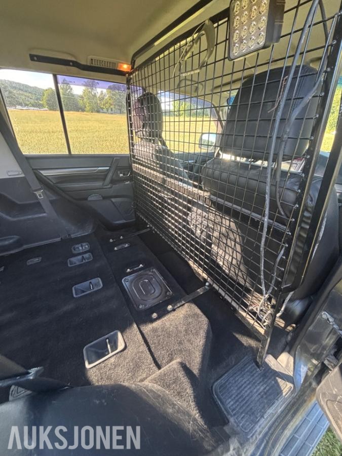 2007 Mitsubishi PAJERO 3.2-170 D 4WD, 281150km