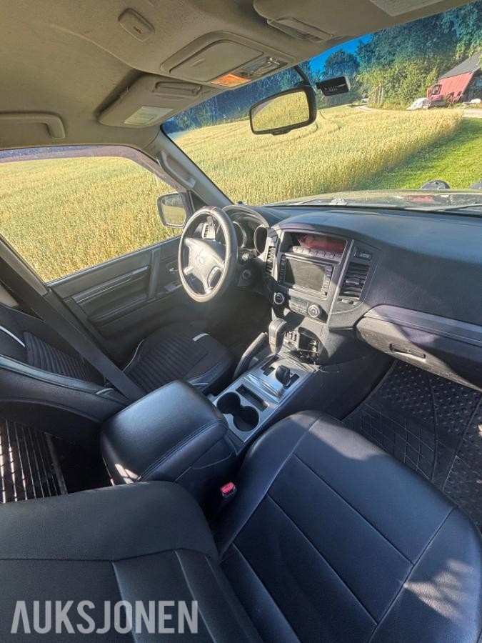 2007 Mitsubishi PAJERO 3.2-170 D 4WD, 281150km