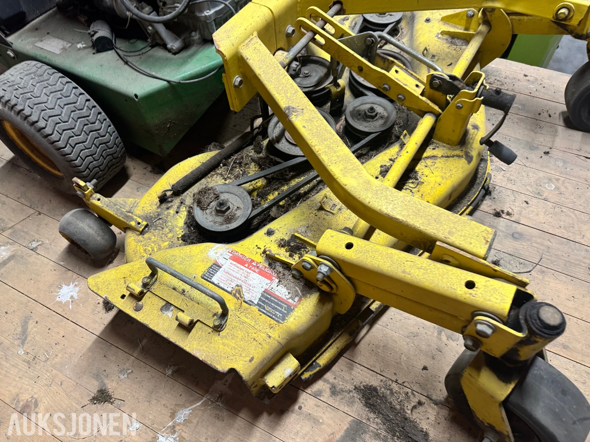 John Deere 48 Comm W-B Gressklipper