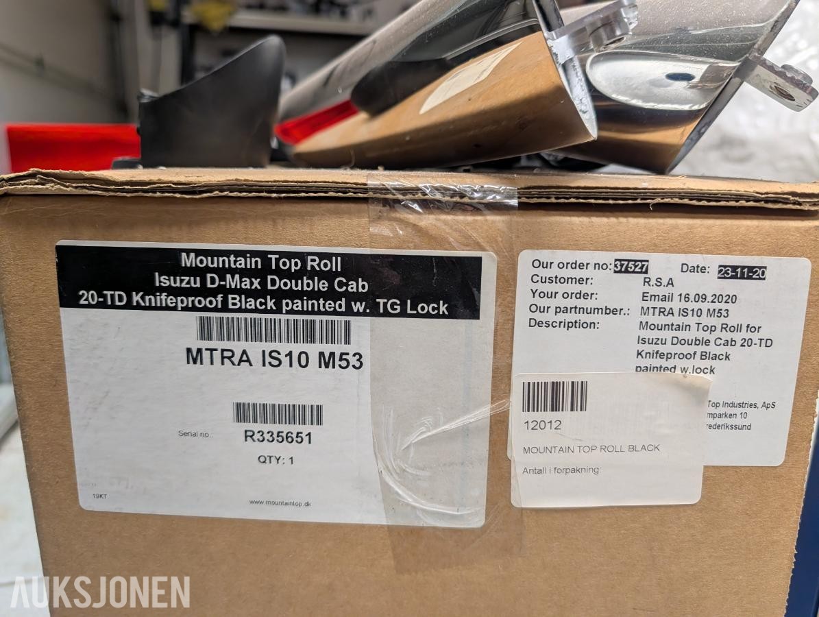 2020 Mountain Top Isuzu D-Max Mountain Top Roll