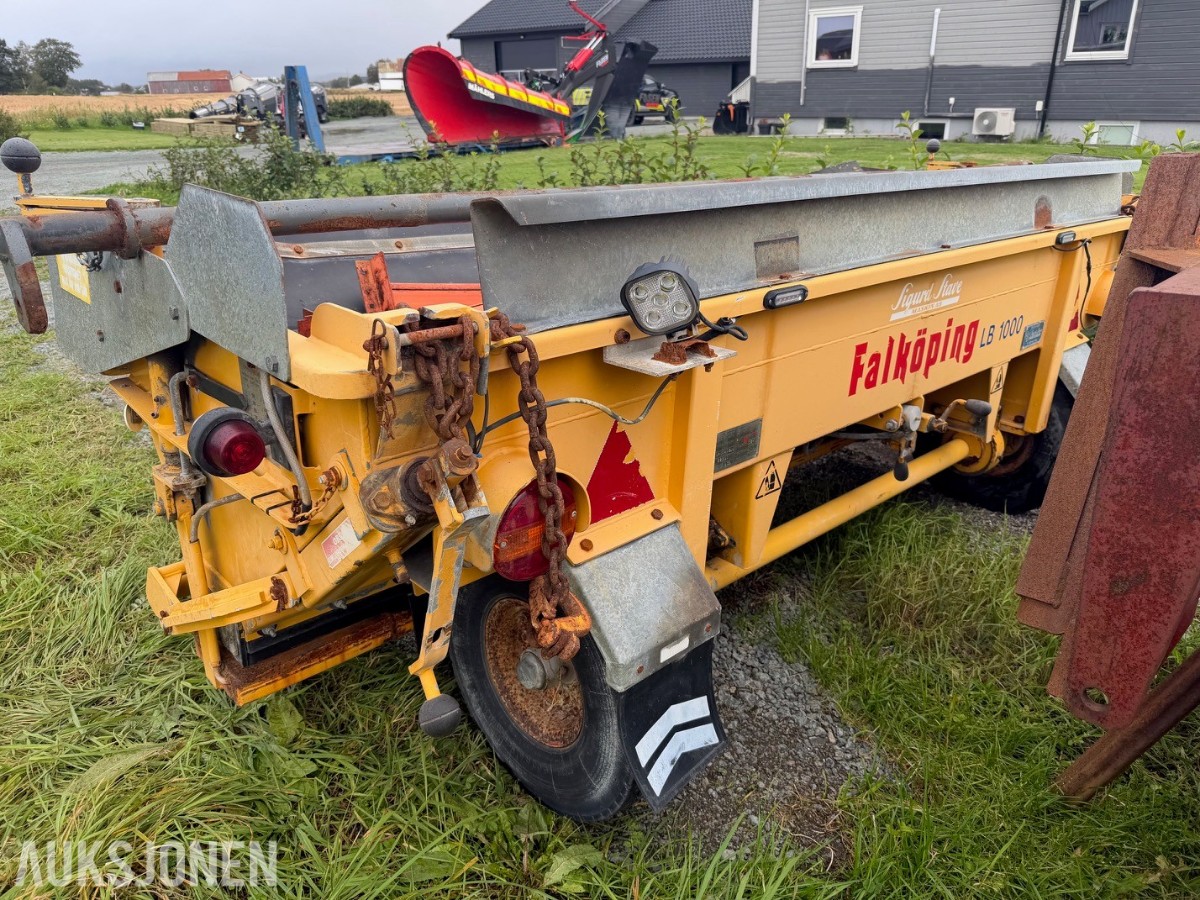 2010 Falköping LB 1000 spreder