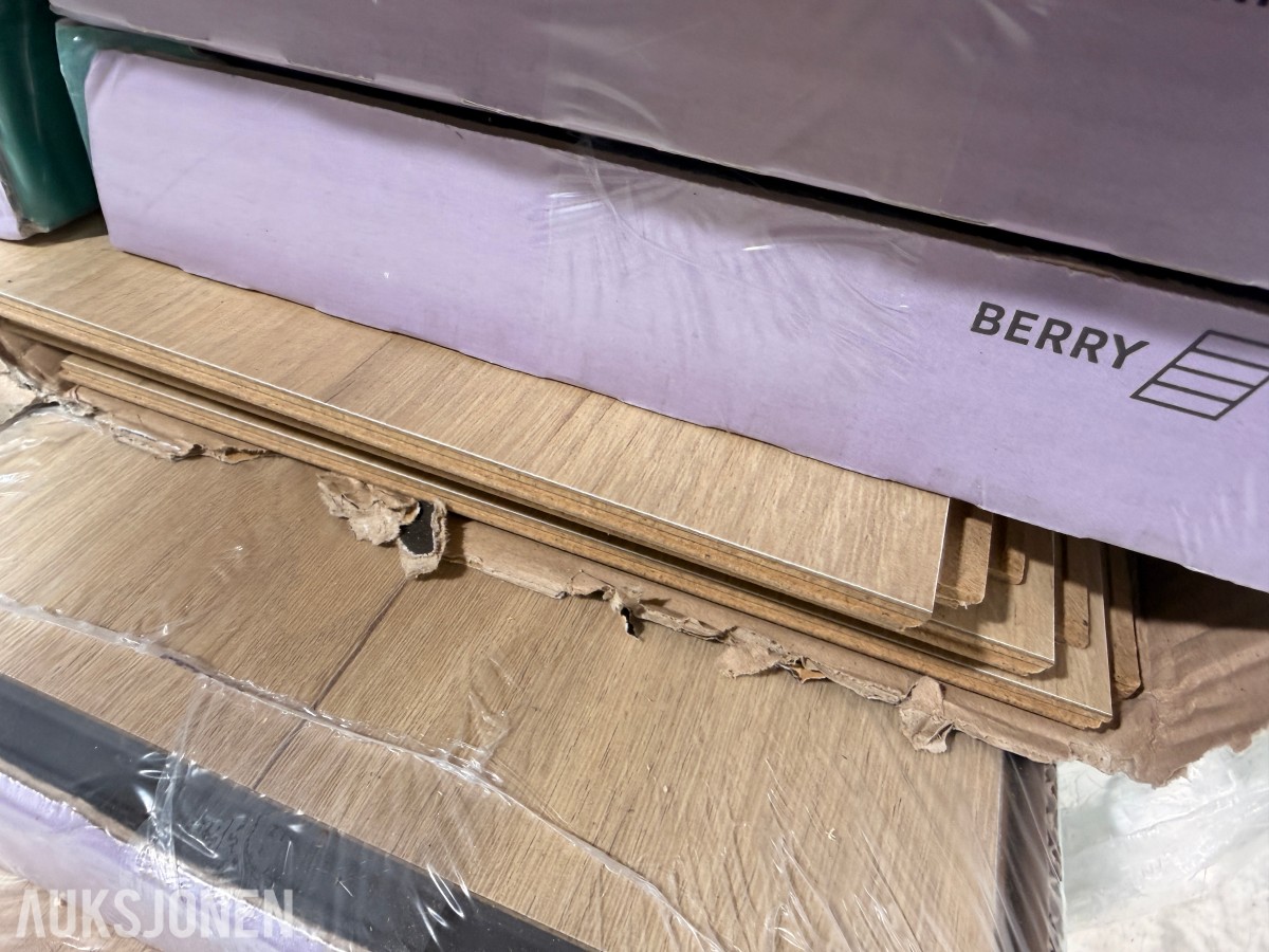 ca 87,3 m² BerryAlloc Nordic Universal Rodeo Drive laminatgulv
