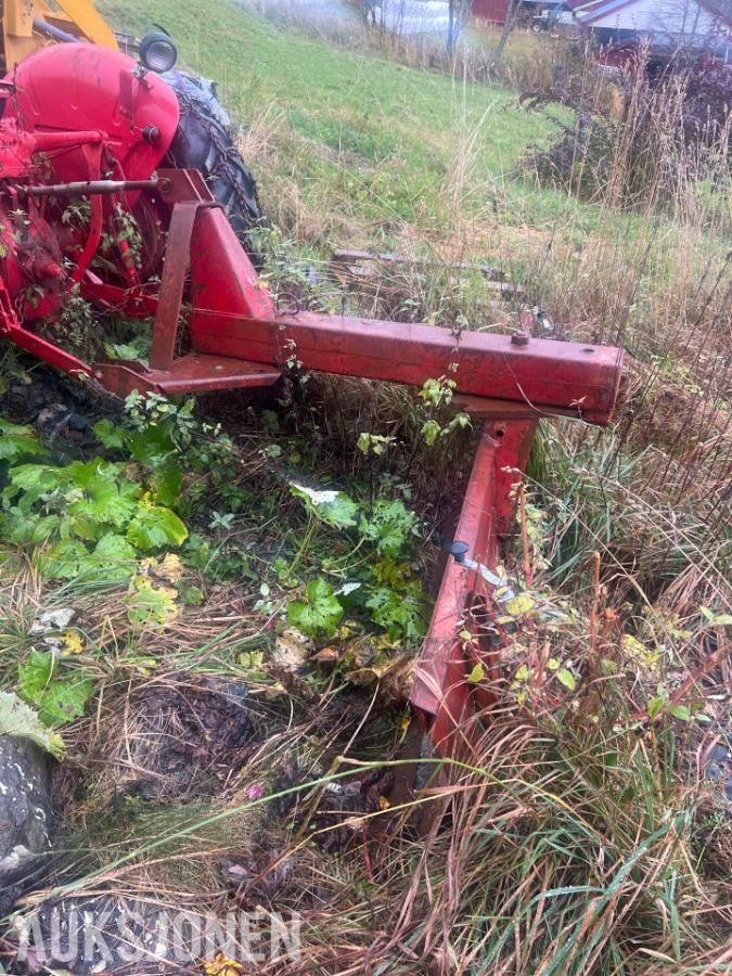 Traktor - Volvo Krabat