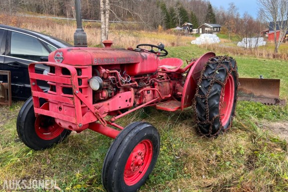 Traktor - Volvo Krabat