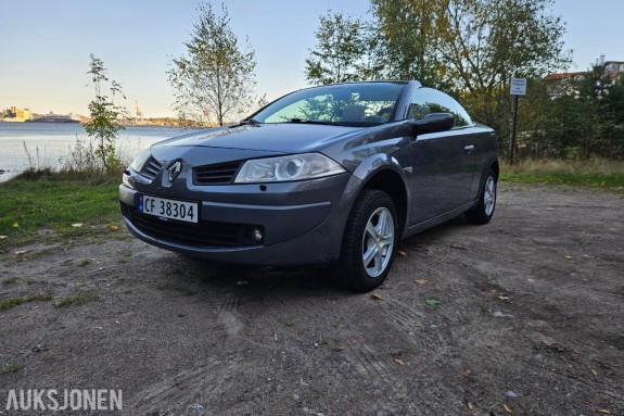 2006 Renault Megane Cabriolet 1.6 111hk NY STORSERVICE EU OK 06.2028 176200km
