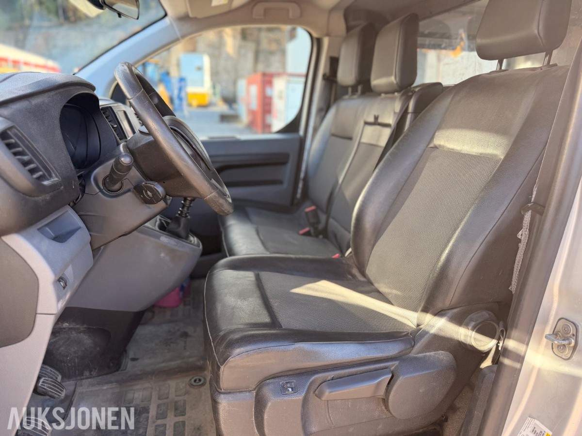 2018 PEUGEOT EXPERT 2.0 BLUEHDI 120 L2 HENGERFESTE KAMERA