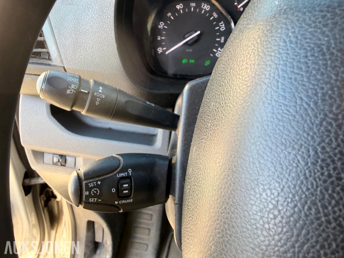2018 PEUGEOT EXPERT 2.0 BLUEHDI 120 L2 HENGERFESTE KAMERA