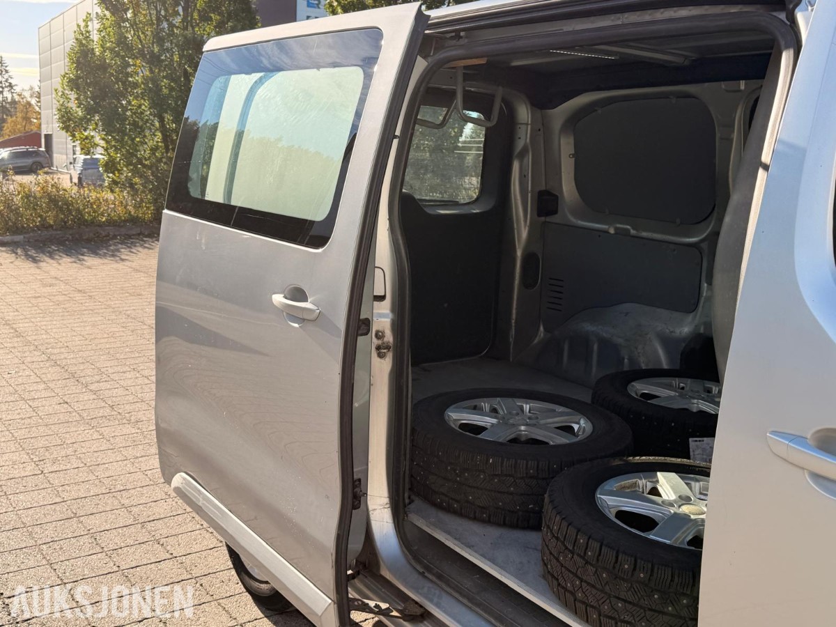 2018 PEUGEOT EXPERT 2.0 BLUEHDI 120 L2 HENGERFESTE KAMERA