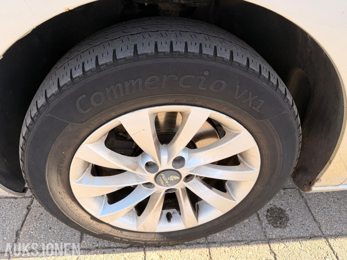 2018 PEUGEOT EXPERT 2.0 BLUEHDI 120 L2 HENGERFESTE KAMERA