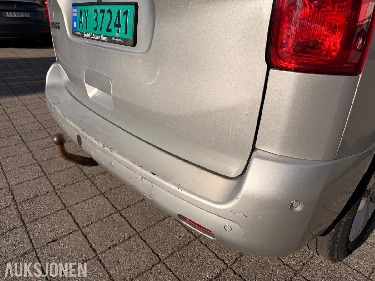 2018 PEUGEOT EXPERT 2.0 BLUEHDI 120 L2 HENGERFESTE KAMERA