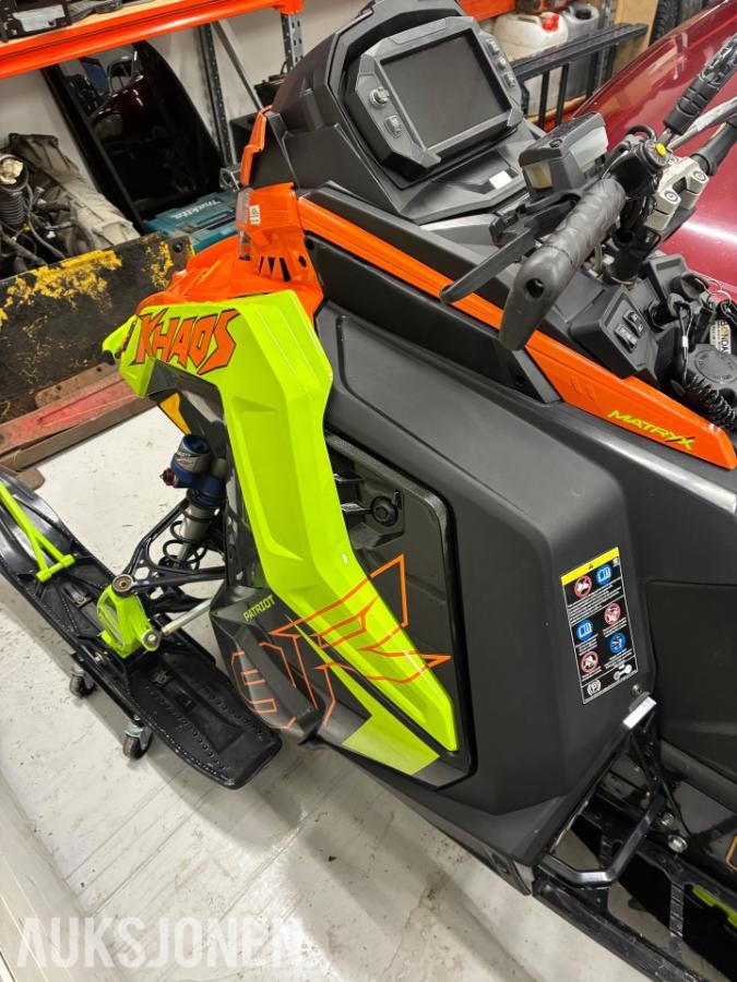 2024 Polaris 9R RMK Khaos Slash snøscooter
