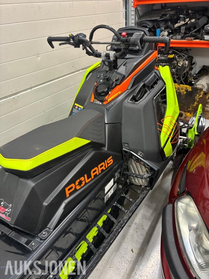2024 Polaris 9R RMK Khaos Slash snøscooter
