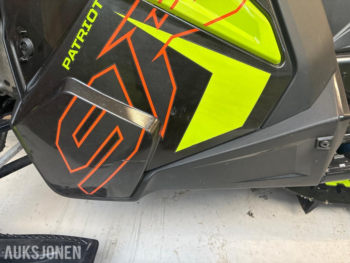 2024 Polaris 9R RMK Khaos Slash snøscooter