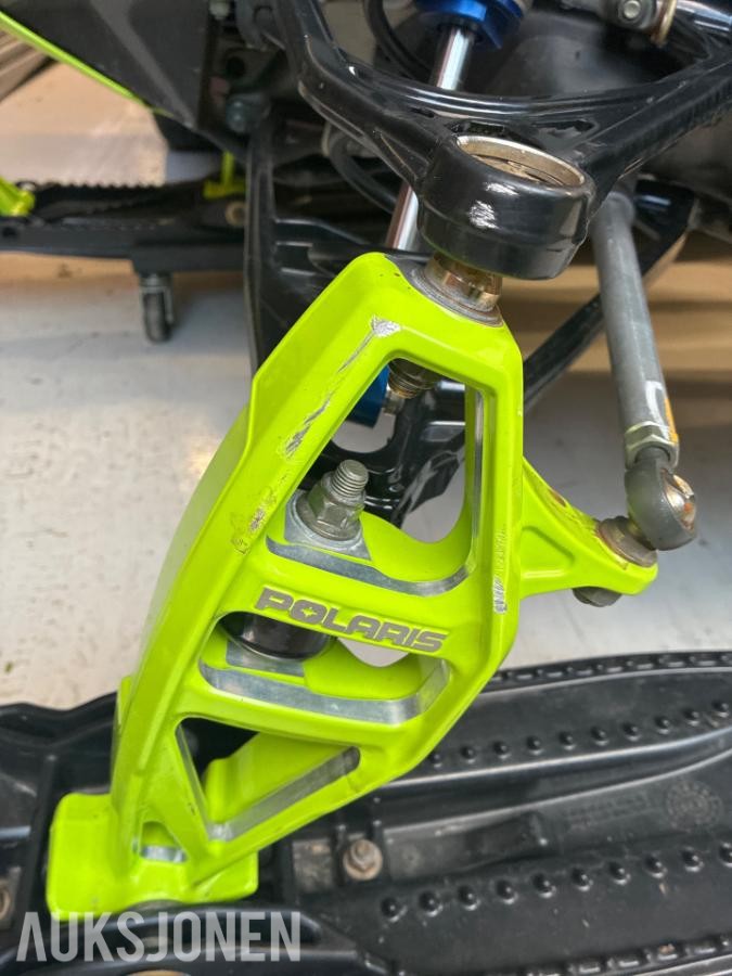 2024 Polaris 9R RMK Khaos Slash snøscooter