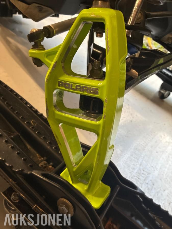 2024 Polaris 9R RMK Khaos Slash snøscooter