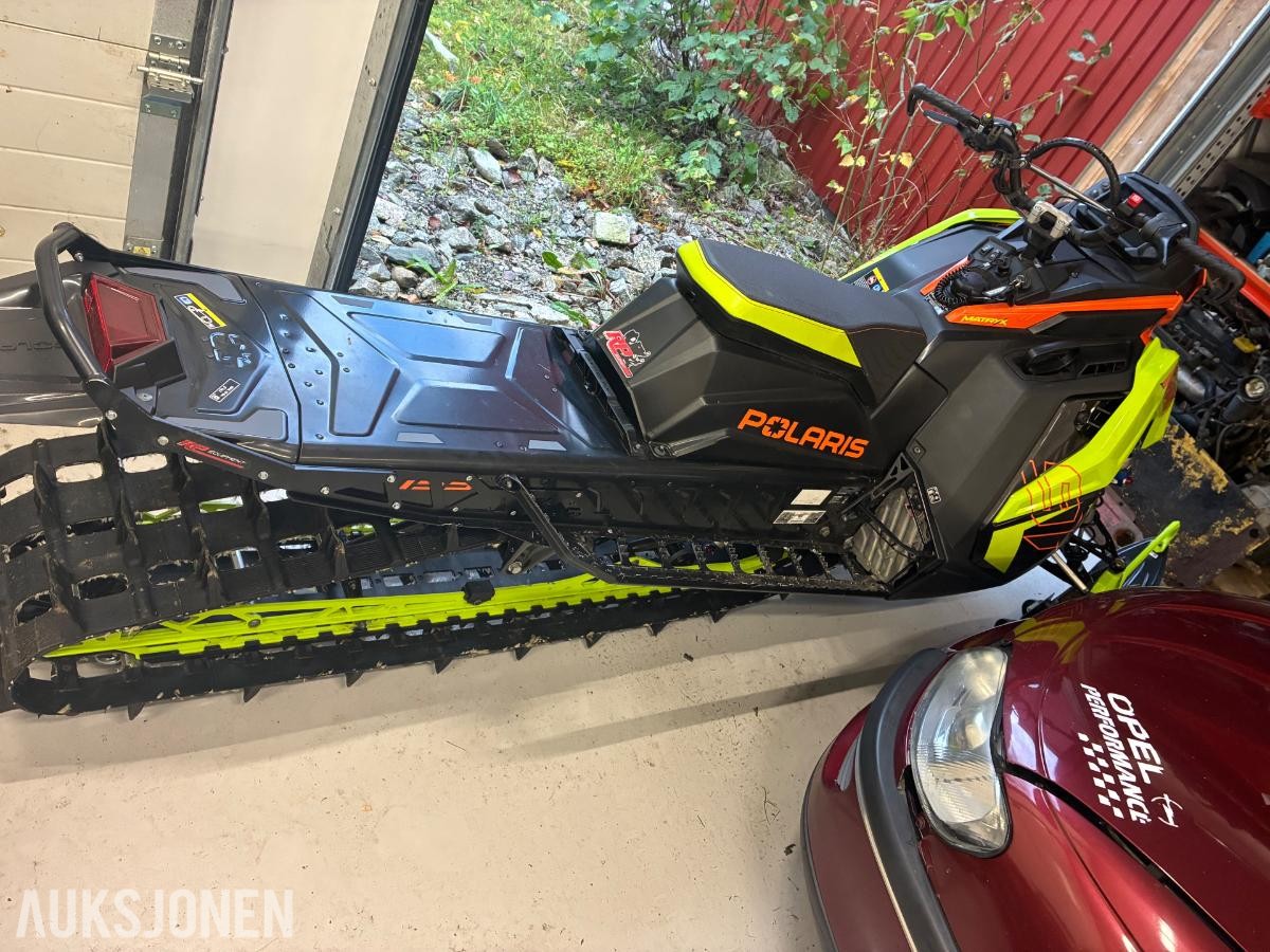 2024 Polaris 9R RMK Khaos Slash snøscooter