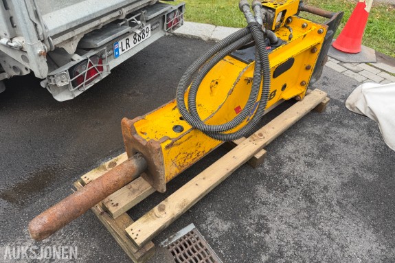 2019 AY Heavy Industries A8 hydraulisk pigghammer - 565 kg - 95 l/min - festebrakett - ekstra pigg 