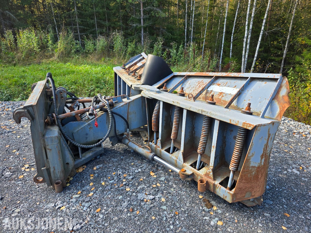 2000 Vreten V-plog BM feste 300 cm