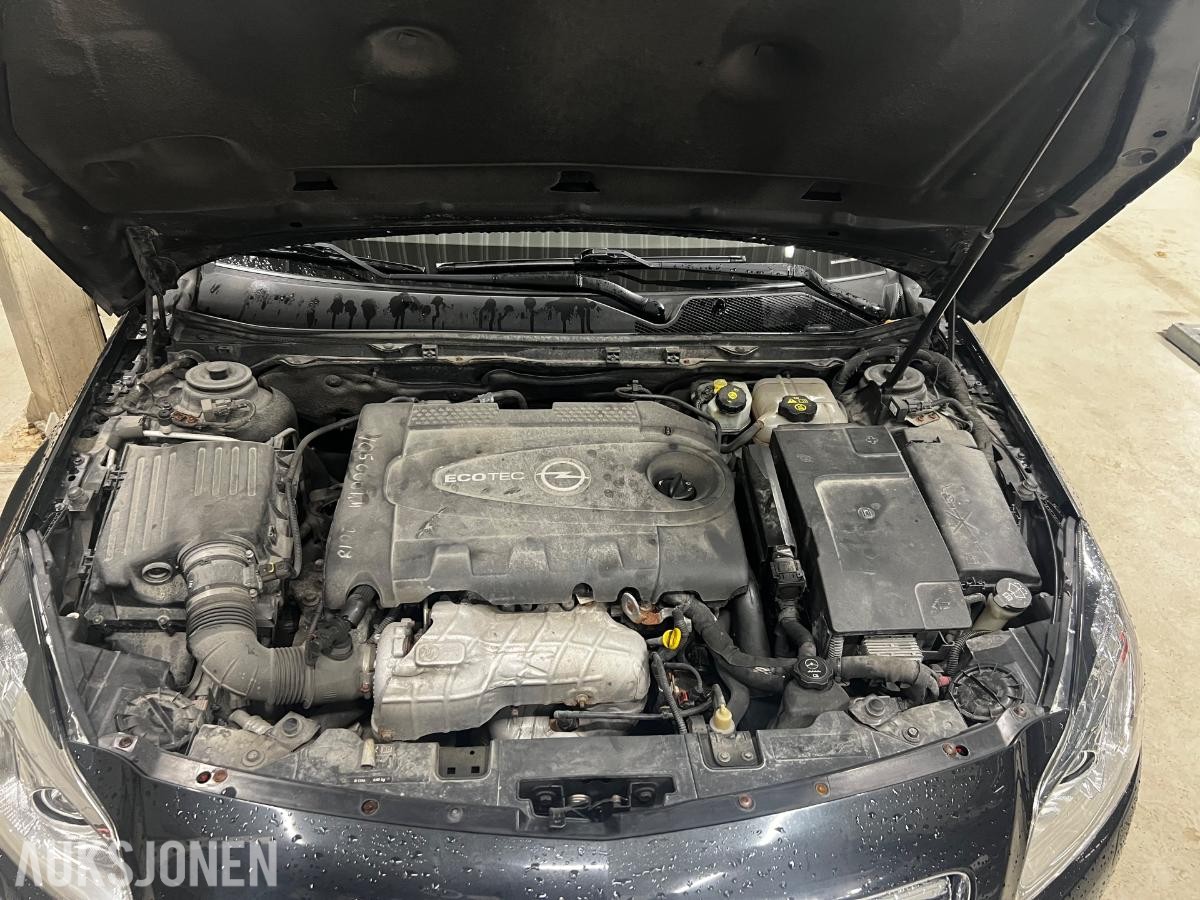 2011 Opel Insignia 2.0 Diesel AWD, Reparasjonsobjekt