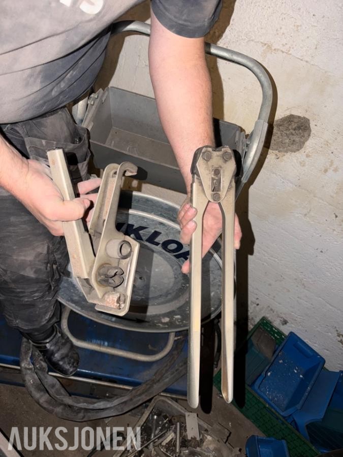 Cyklop båndstrammer på tralle