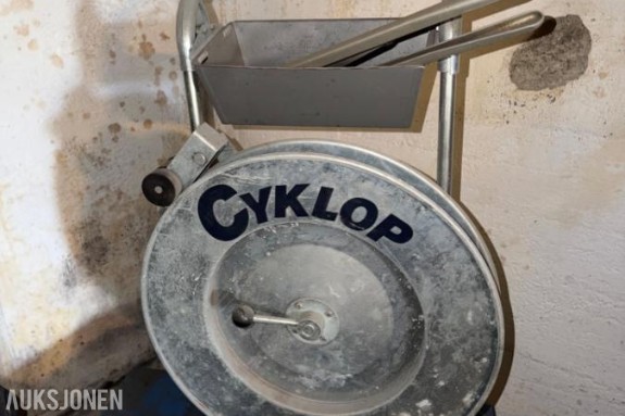 Cyklop båndstrammer på tralle