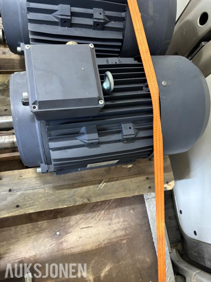 Diverse elektromotorer ABB, FläktWoods, Lönne og ASEA