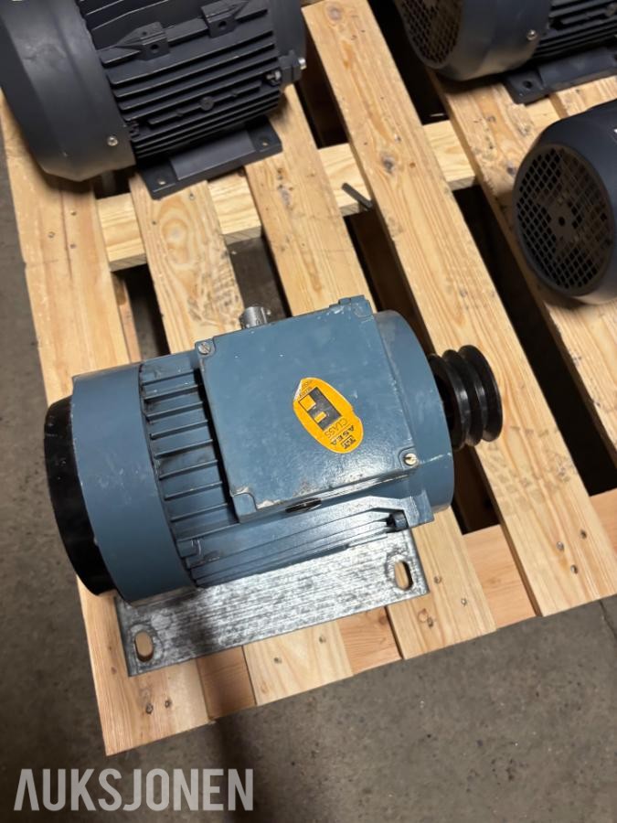 Diverse elektromotorer ABB, FläktWoods, Lönne og ASEA