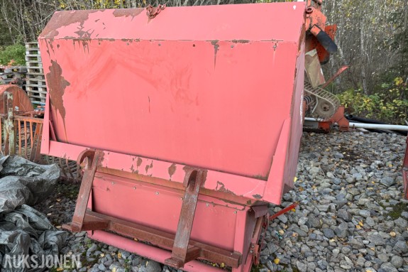 Kverneland UN 1700 Frontmontert tank til poteter