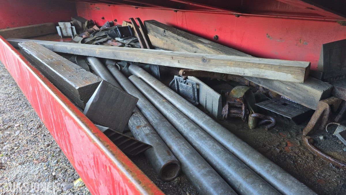 2013 HRD STTM3N 3-akslet jumbo semi med uttrekk