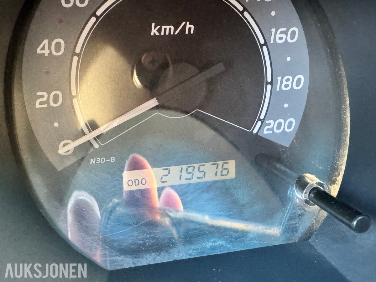 2010 Toyota HILUX 2.5-144 D 4WD, HØY OG LAVSERIE, HENGERFESTE, PLANTOPP