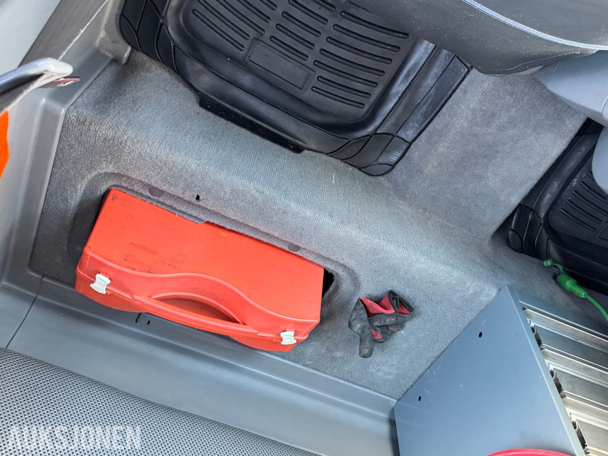 2010 Toyota HILUX 2.5-144 D 4WD, HØY OG LAVSERIE, HENGERFESTE, PLANTOPP