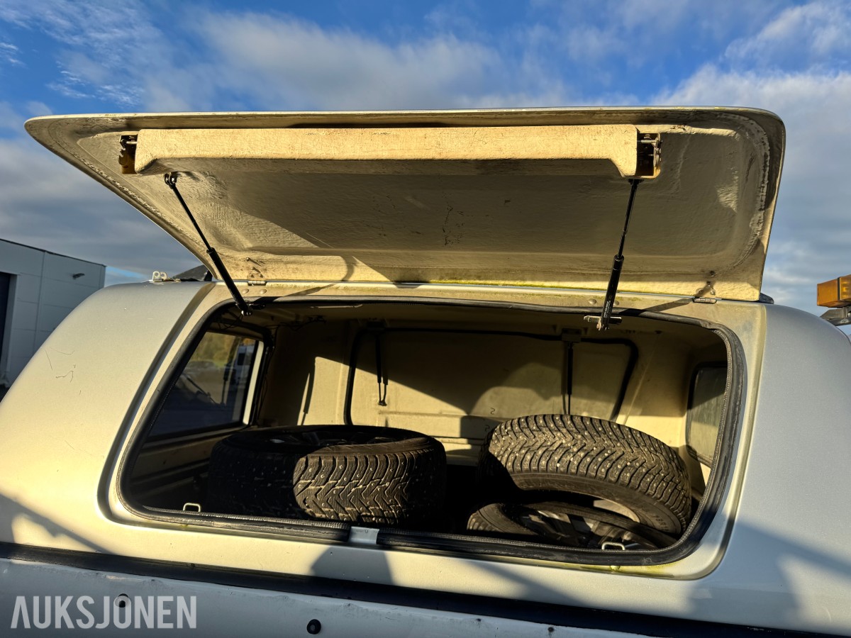2010 Toyota HILUX 2.5-144 D 4WD, HØY OG LAVSERIE, HENGERFESTE, PLANTOPP