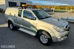 2010 Toyota HILUX 2.5-144 D 4WD, HØY OG LAVSERIE, HENGERFESTE, PLANTOPP