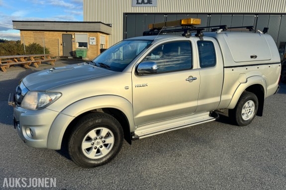 2010 Toyota HILUX 2.5-144 D 4WD, HØY OG LAVSERIE, HENGERFESTE, PLANTOPP