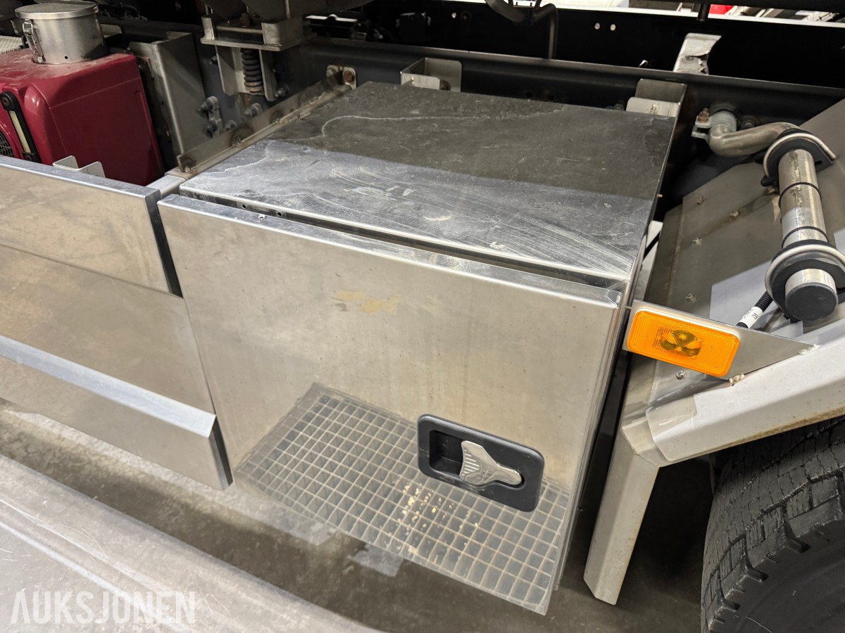 2020 Volvo FH540 tankbil med 15000 liter tank. EURO 6