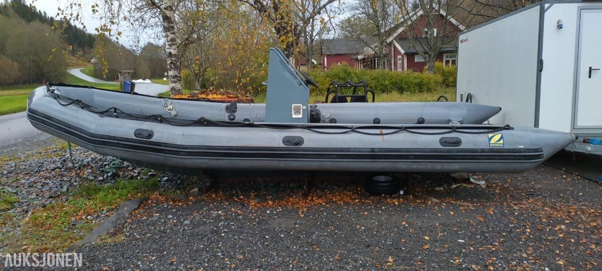 2002 Zodiac SRMN 730 rib - ingen minstepris