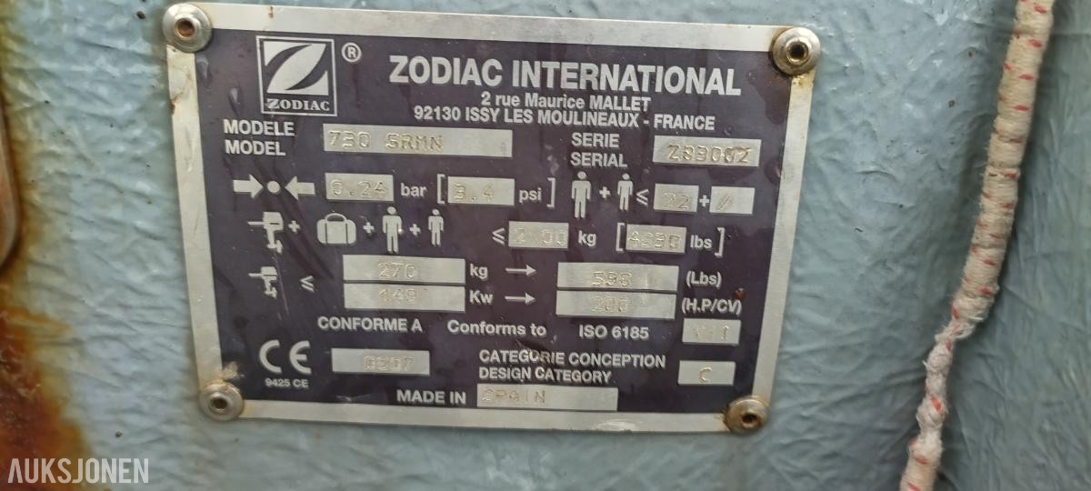 2002 Zodiac SRMN 730 rib - ingen minstepris