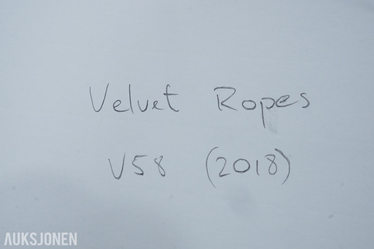 2018 Velvet Ropes - tre innrammede kunstverk