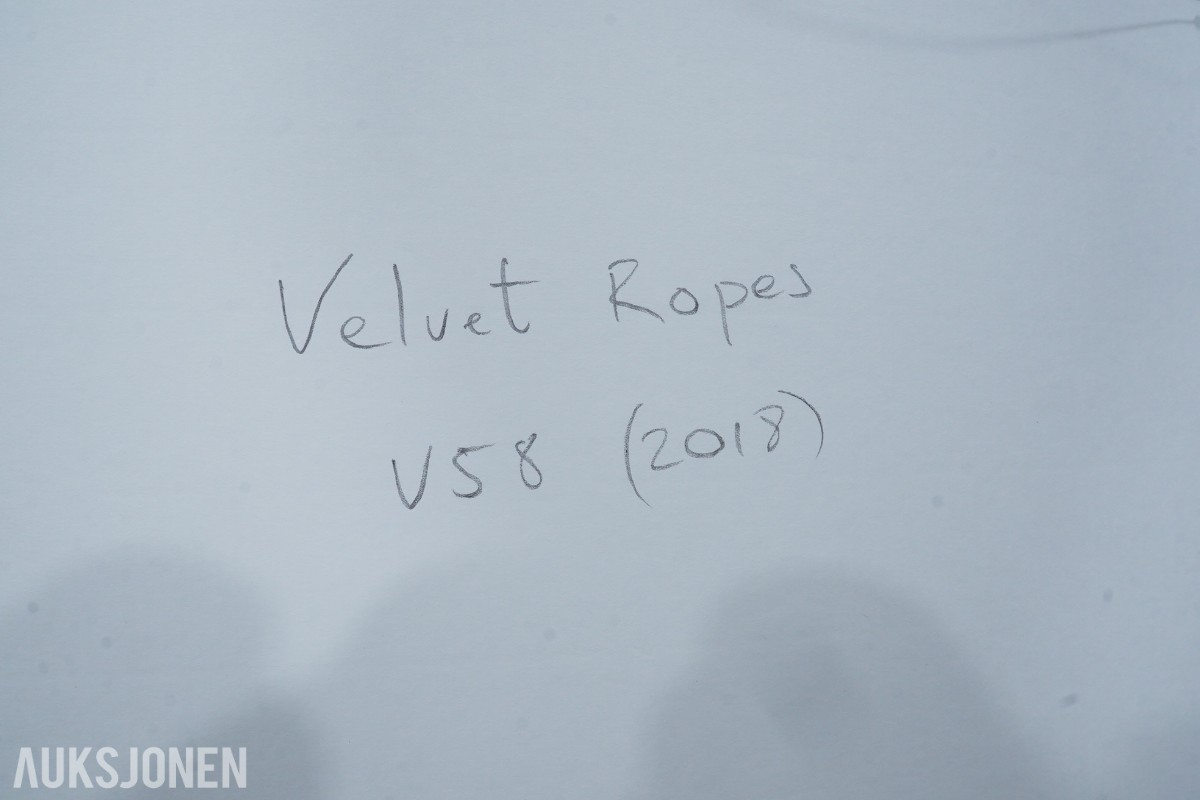 2018 Velvet Ropes - tre innrammede kunstverk