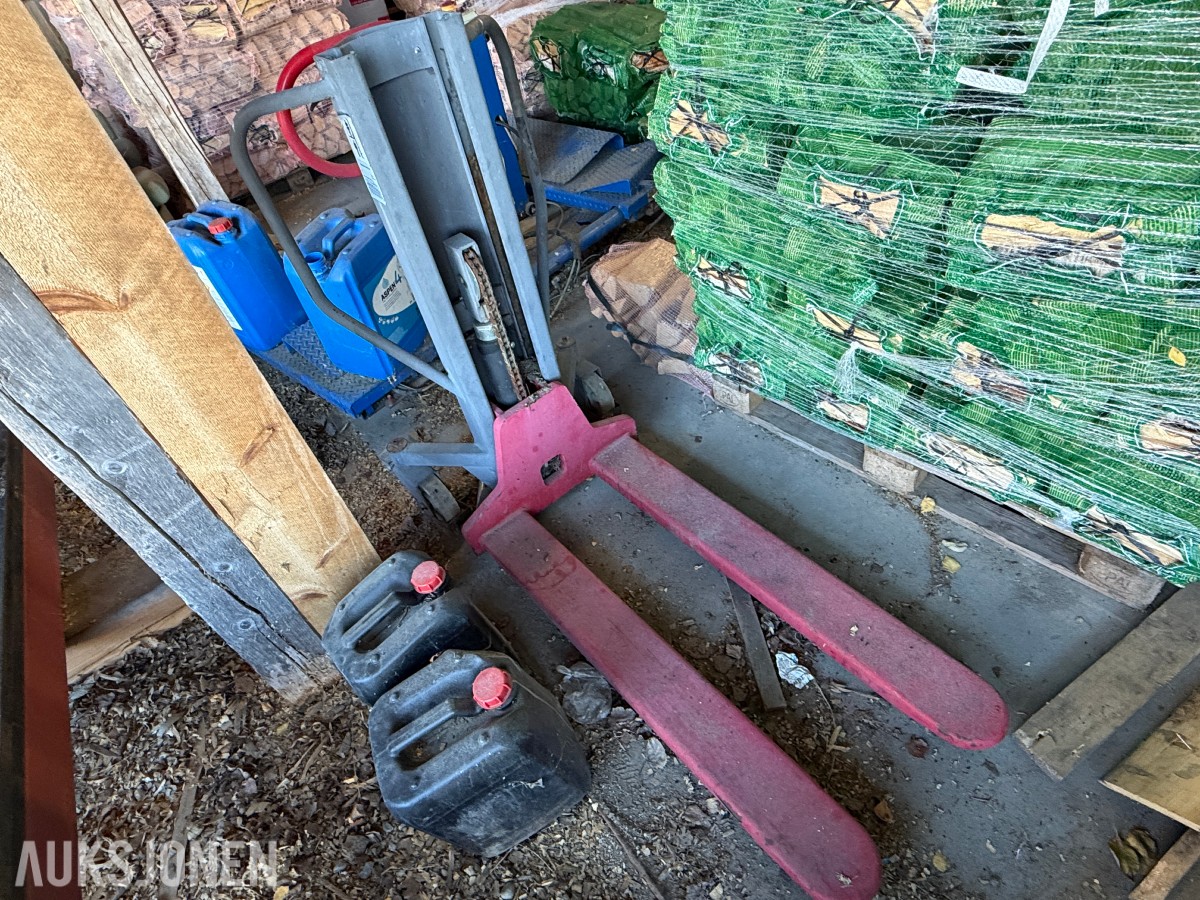 Høytløftende jekketralle 1000kg kapasitet / 90cm løftehøyde