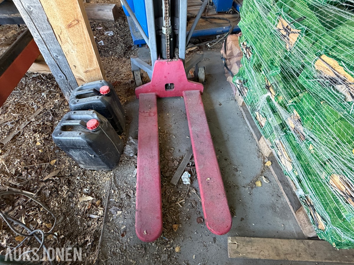 Høytløftende jekketralle 1000kg kapasitet / 90cm løftehøyde